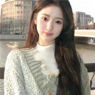 莺燕嬉春